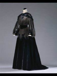 Black Edwardian gown, 1903